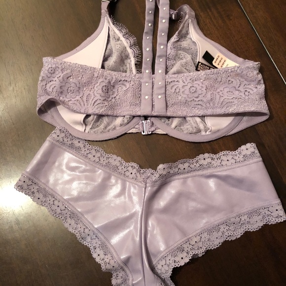 Very Sexy Unlined Bra and Panty Set - Picture 2 of 2